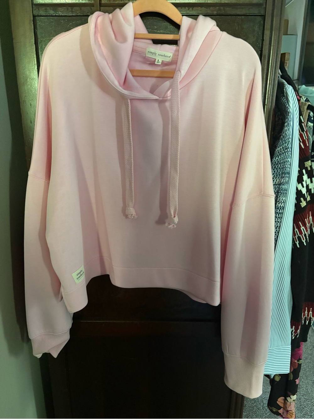 Simply Southern super soft Light Pink Cropped oversized Hoodie Sweatshirt L-Xl